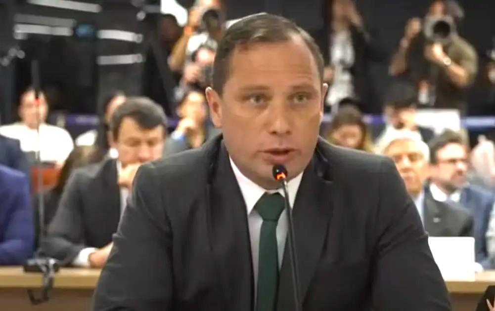 Em depoimento ao STF, Mauro Cid garante que houve tentativa de golpe e minuta foi lida e alterada por Bolsonaro