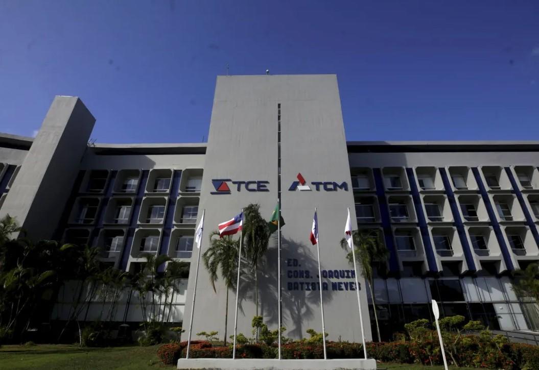 Desvios Milionários: Cidades baianas entram na mira do TCM-BA