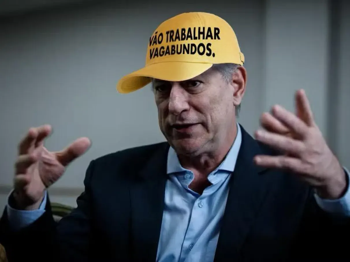 Ciro Gomes acerta filiação ao PSDB e deve disputar governo do Ceará em 2026