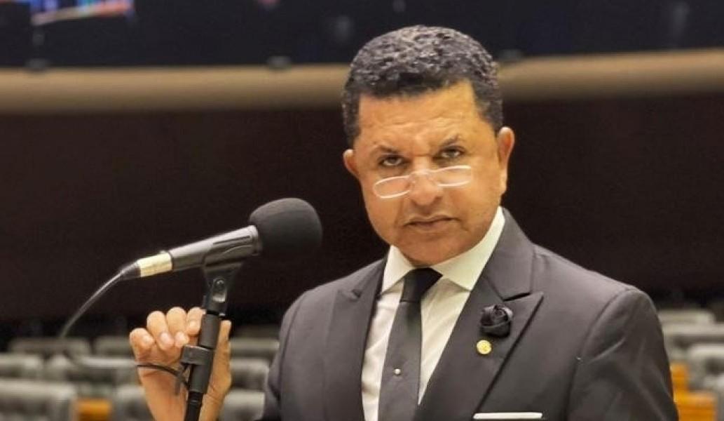 Ex-assessora é condenada a mais de sete anos de prisão por extorsão contra ex-deputado federal Abílio Santana