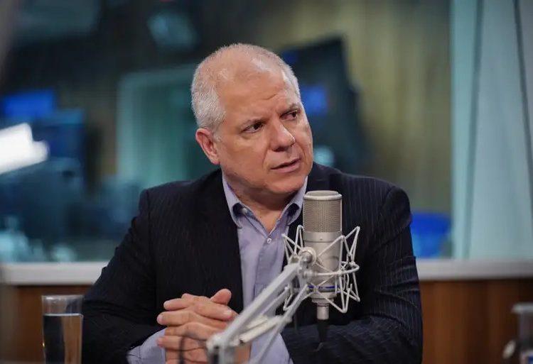 PF prende ex-presidente do INSS em operação que investiga fraudes bilionárias em aposentadorias