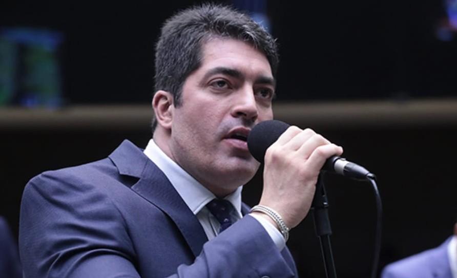 INTRIGA DA OPOSIÇÃO