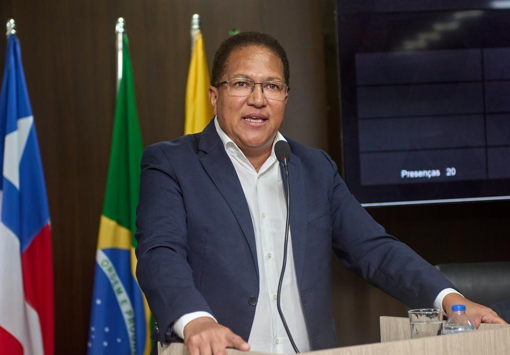 AUGUSTO CASTRO E OS PREFEITURÁVEIS