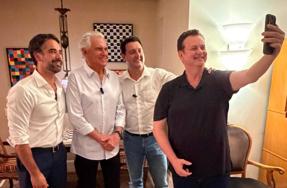 Caiado muda de partido, fortalece o PSD e embaralha alianças na Bahia