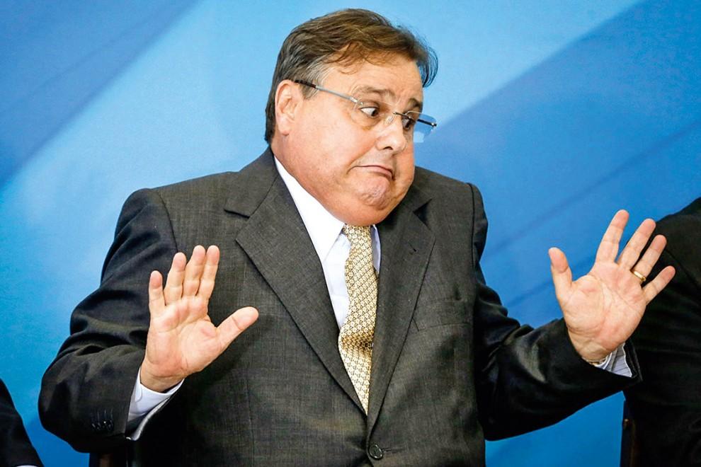 POLÍTICO DE PAVIO CURTO