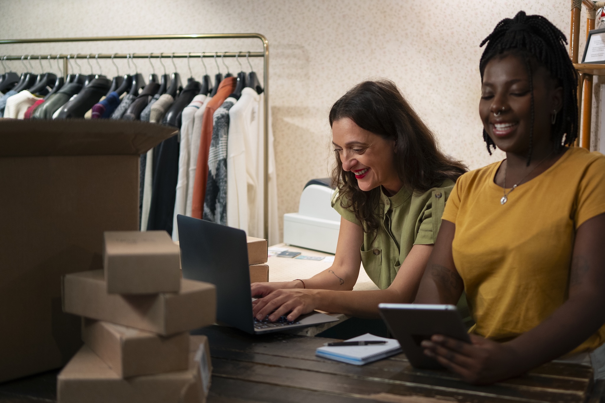 Stoqui democratiza o e-commerce para pequenos negócios