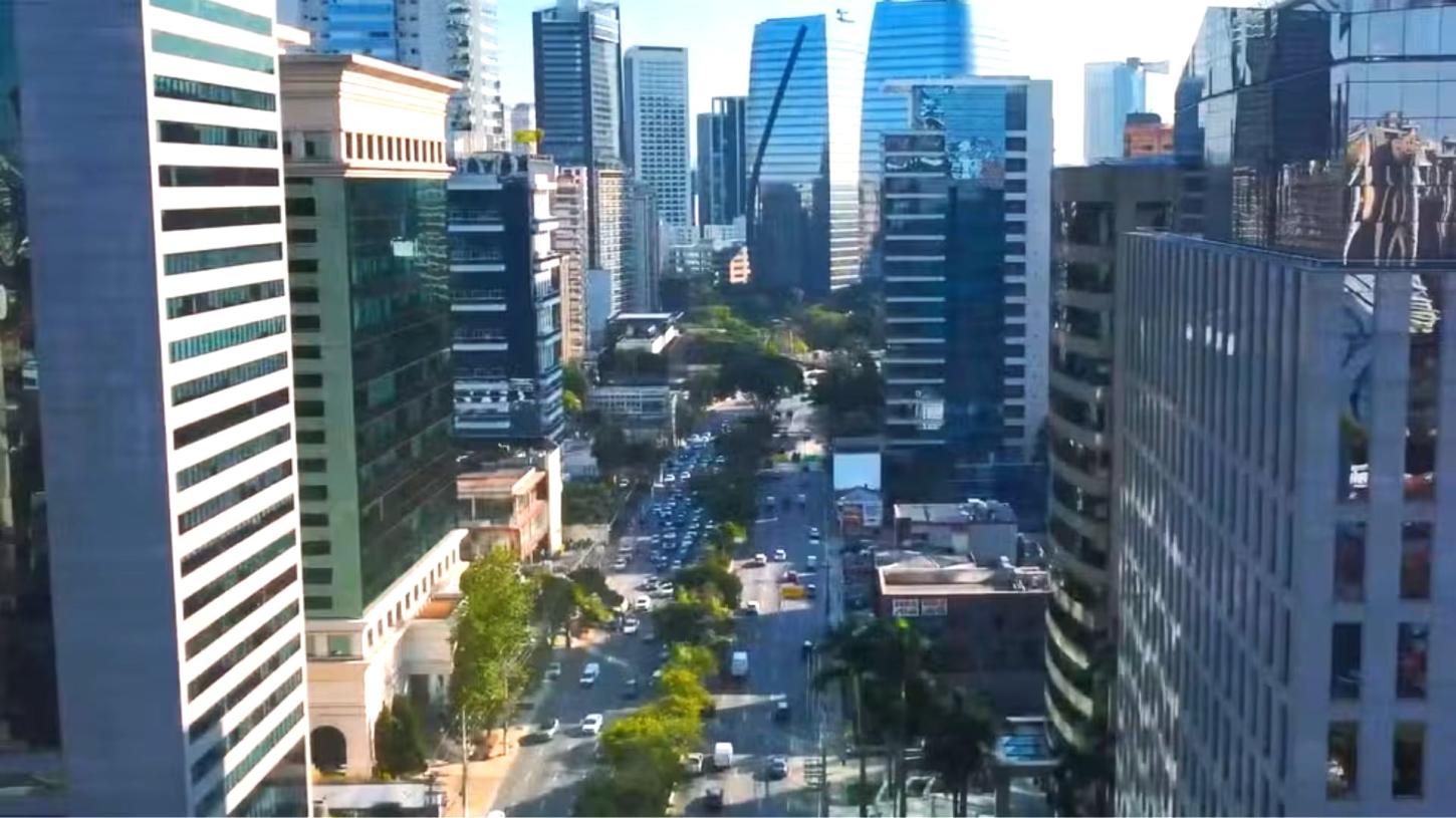 A CAMPANHA DOS RICOS CONTRA OS POBRES