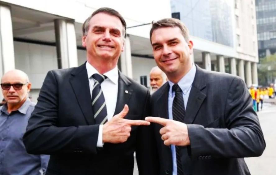 BOLSONARO PAI, BOLSONARO FILHO