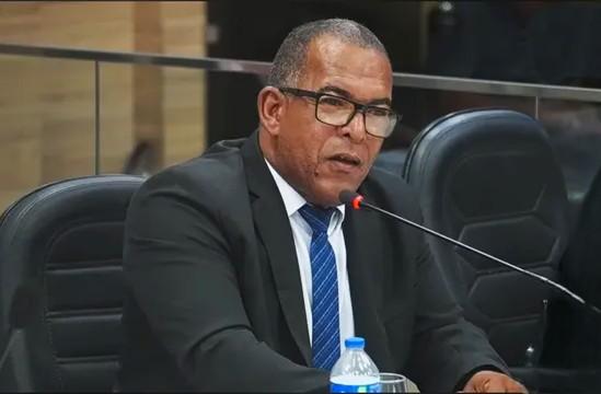 Sobrevivência ou Luxo? A polêmica fala do vereador Bizunga sobre o próprio salário.