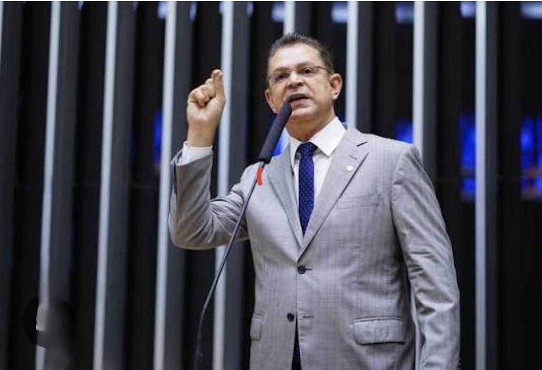 DEMAGOGIA E PALHAÇADA