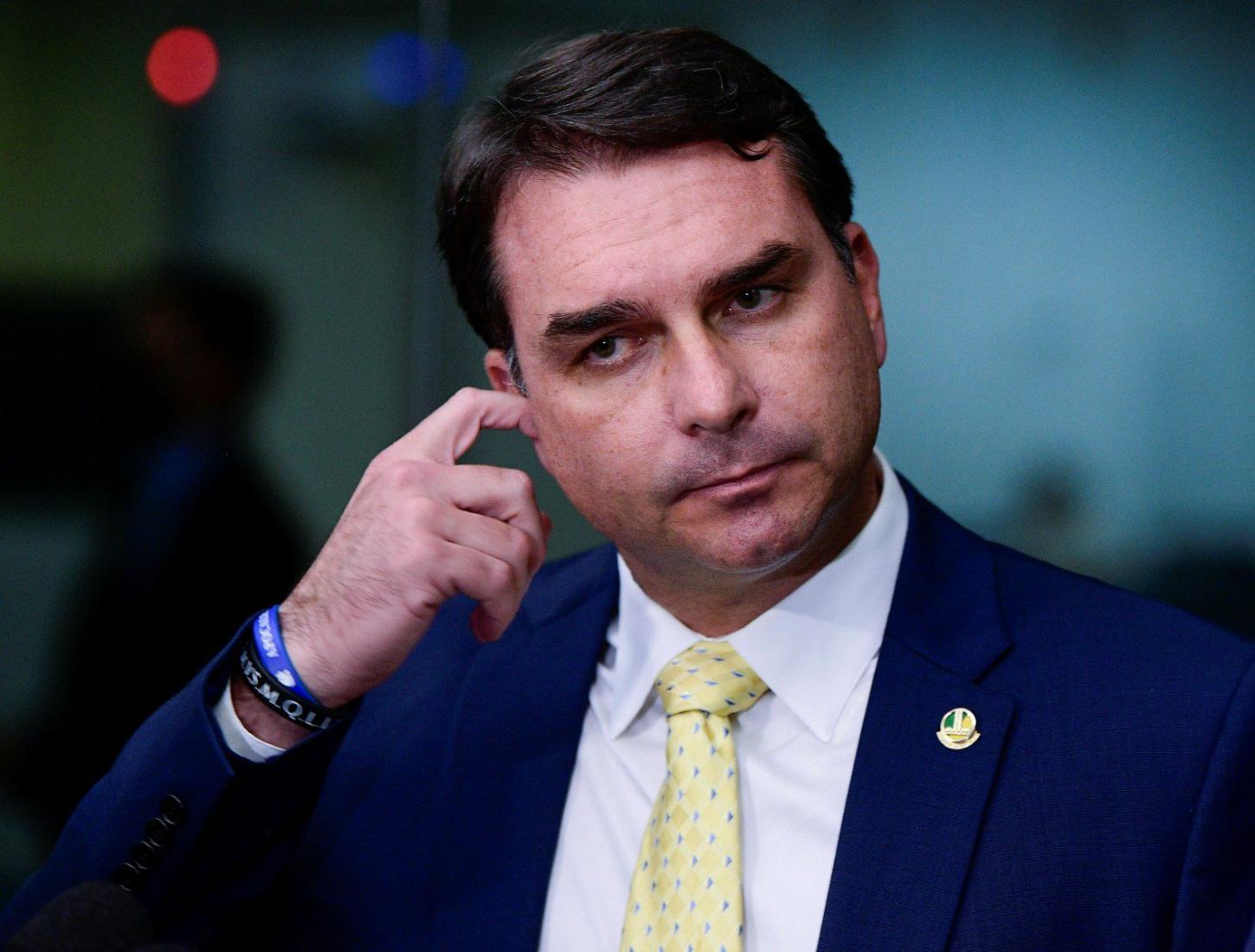 Flávio deve se reunir com a bancada do PL após divulgação de áudio com Vorcaro