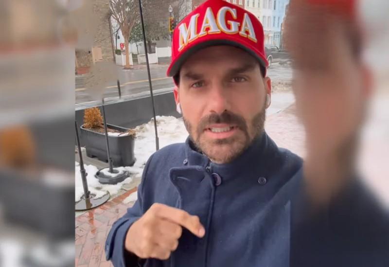 NOVO ESCÂNDALO PODE FECHAR A TAMPA DO CAIXÃO DA PRÉ-CANDIDATURA DE FLÁVIO BOLSONARO