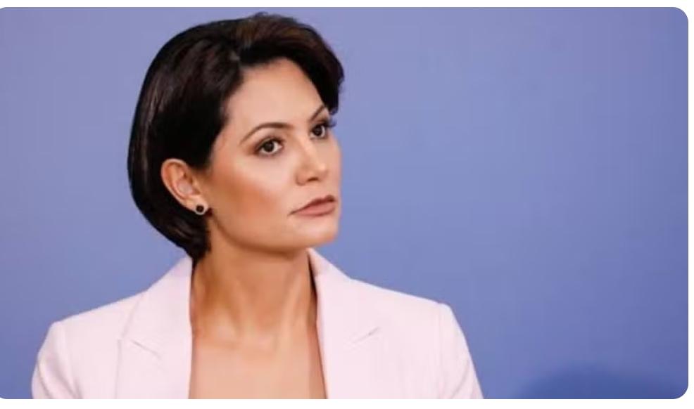 A MADRASTA E O CLÃ BOLSONARO