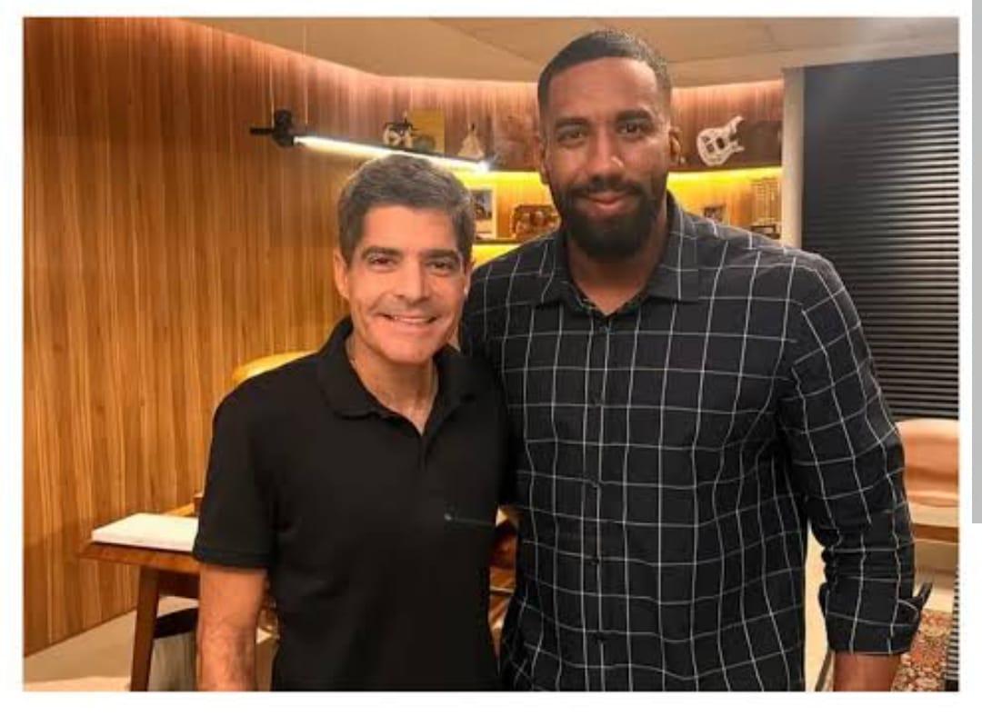 GUINHO NÃO DEU NOMES AOS 