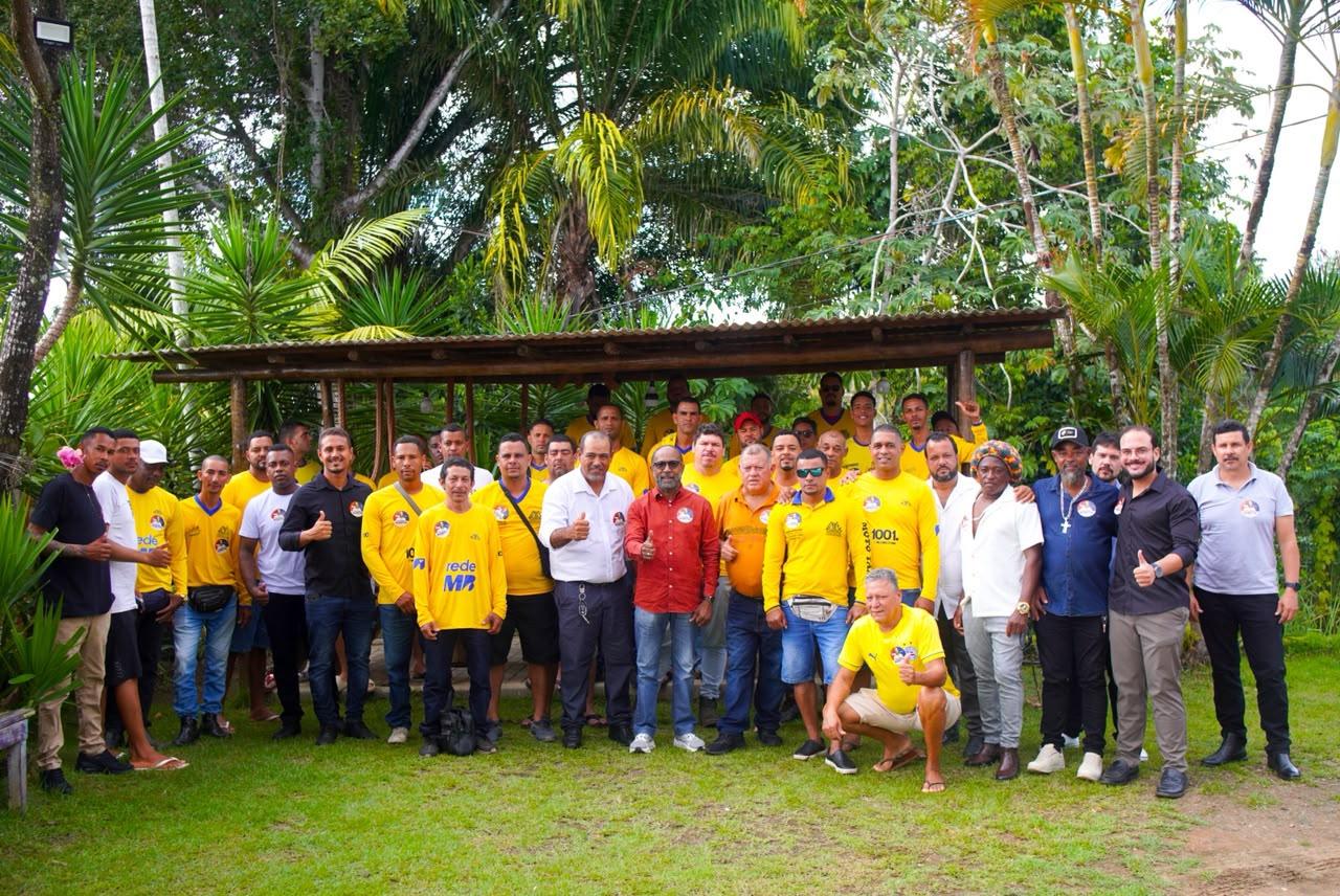 Bebeto prestigia festa da padroeira e recebe apoio da população e lideranças de Camamu