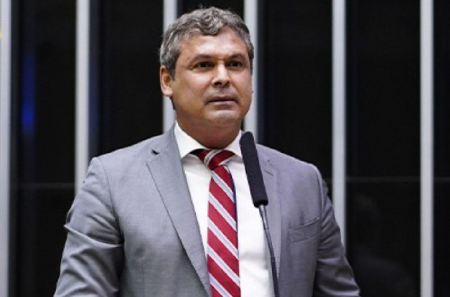 NO MÍNIMO, IRRESPONSÁVEL