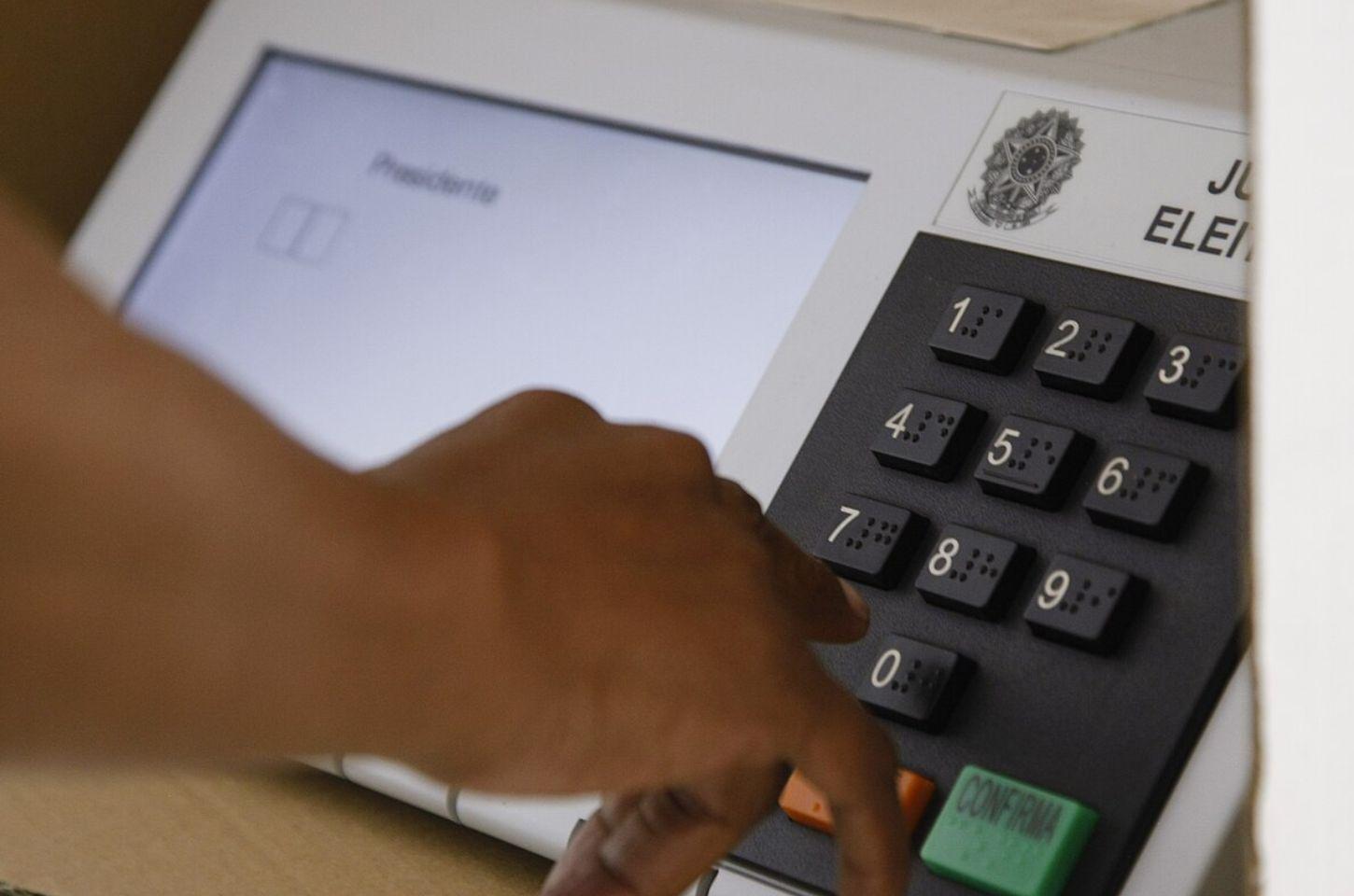O ENTERRO DO VOTO REGIONAL