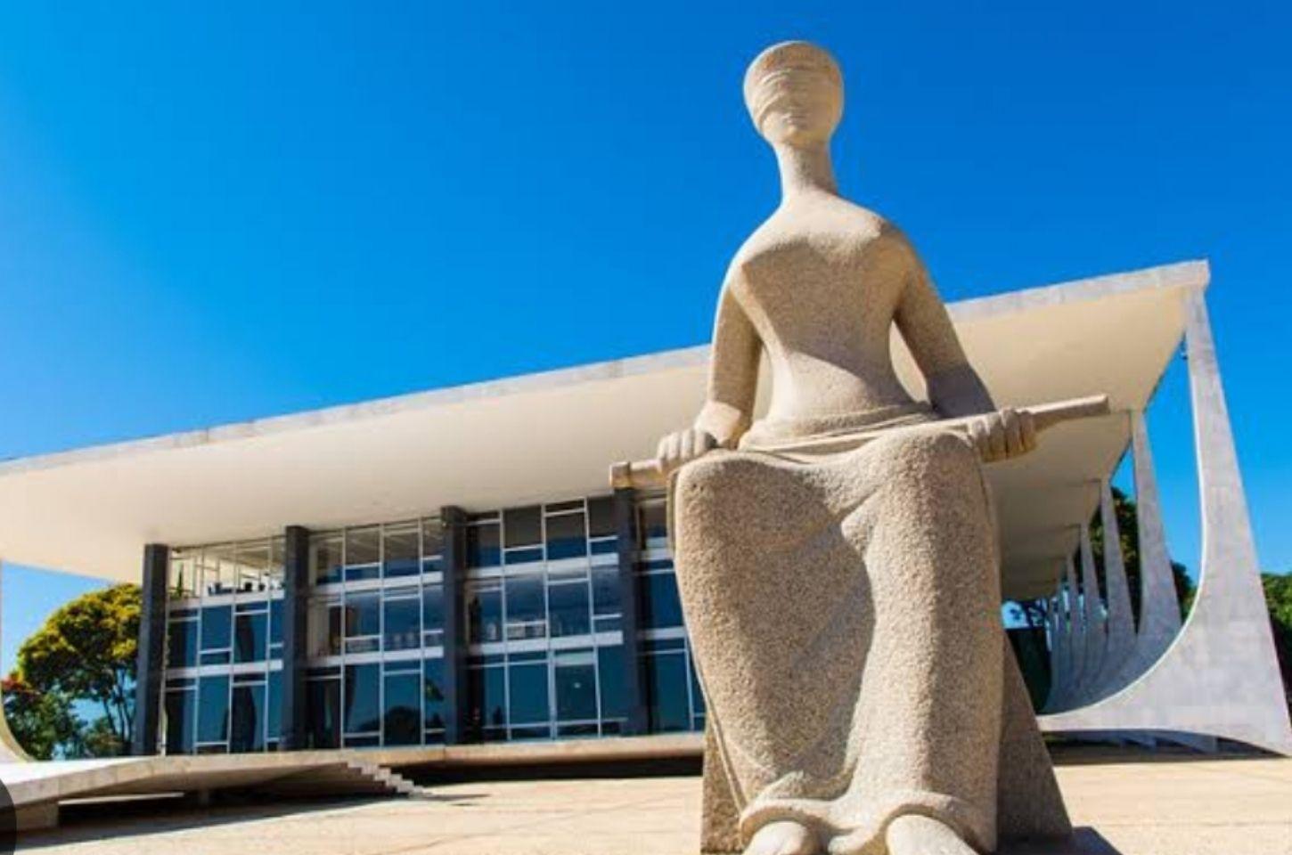 A LAMENTÁVEL CRISE NO STF