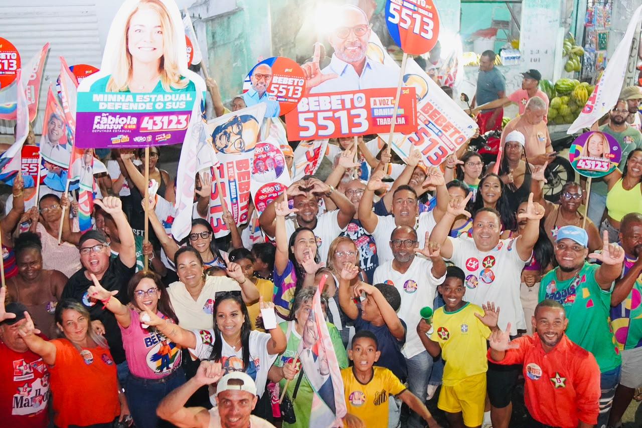 Bebeto faz corpo a corpo no Lobato e reforça compromisso com comunidades de Salvador