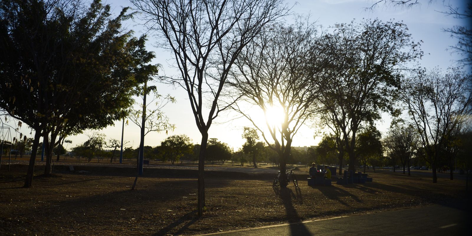 Calor e chuva persistem em grande parte do país