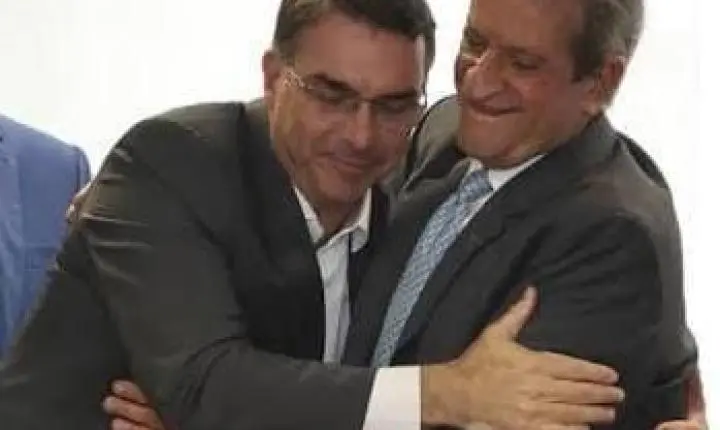 A CONVENÇÃO DE ACM NETO E OS 