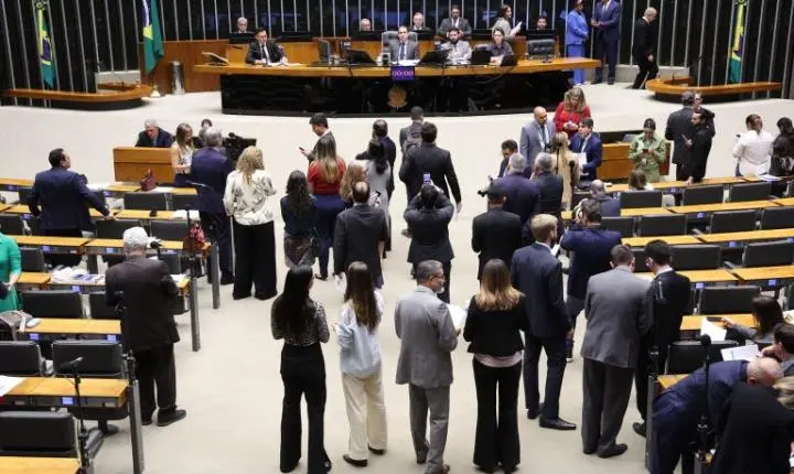 Deputados analisam projeto que regulamenta filtro de relevância de recursos no STJ; acompanhe