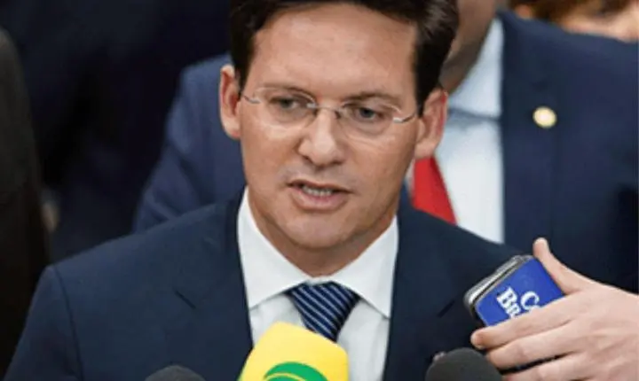 Eleições 2026: João Roma Chama Gestão de Rui Costa de 'Inoperante' e Critica Paralisação de Obras na Bahia