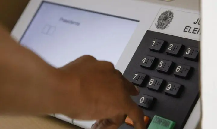O ENTERRO DO VOTO REGIONAL