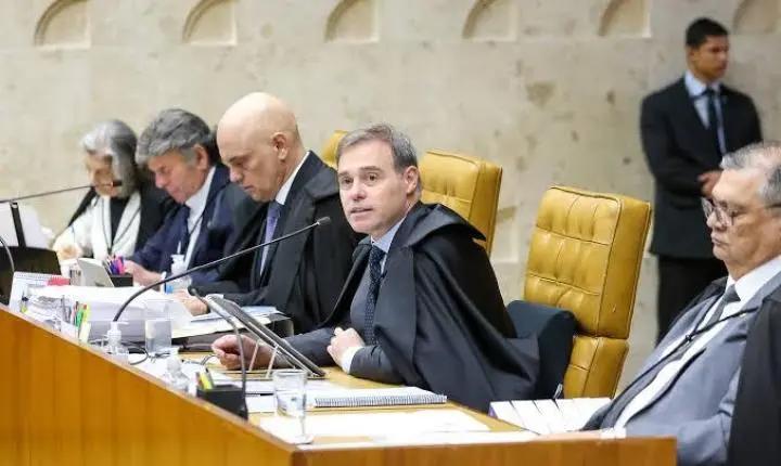 O MESMO CAMINHO DE MORO