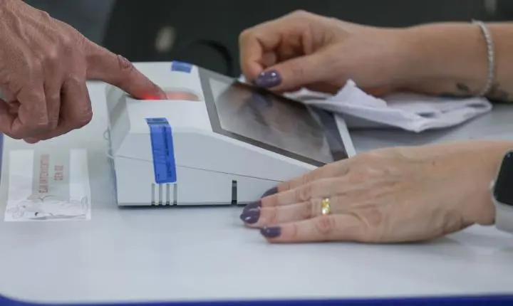 Plebiscito: eleitores de 6 cidades decidem transferência de distritos 