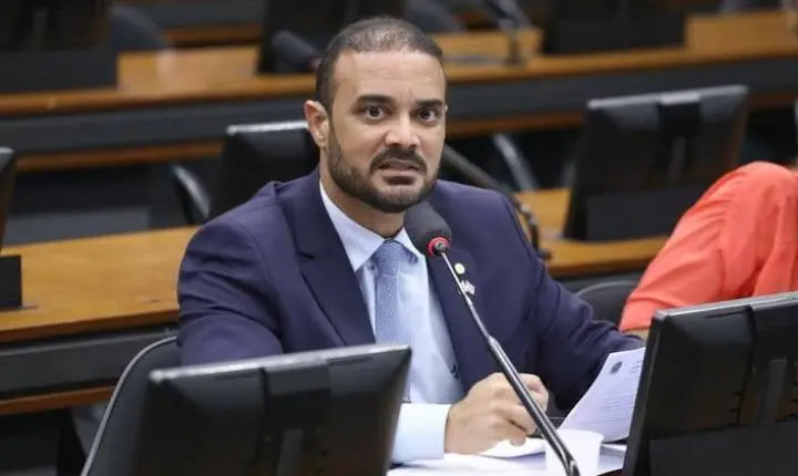 Redução da Maioridade Penal para Crimes Hediondos: Avança a Tramitação da PEC de Capitão Alden na Câmara