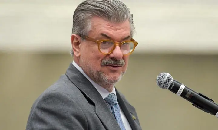 STJ Condena Ministro Marco Buzzi por Importunação Sexual e Abre Caminho para Perda Inédita de Cargo